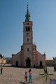 Kostel je dominantou nmst a vlastn i celch Kaperskch Hor